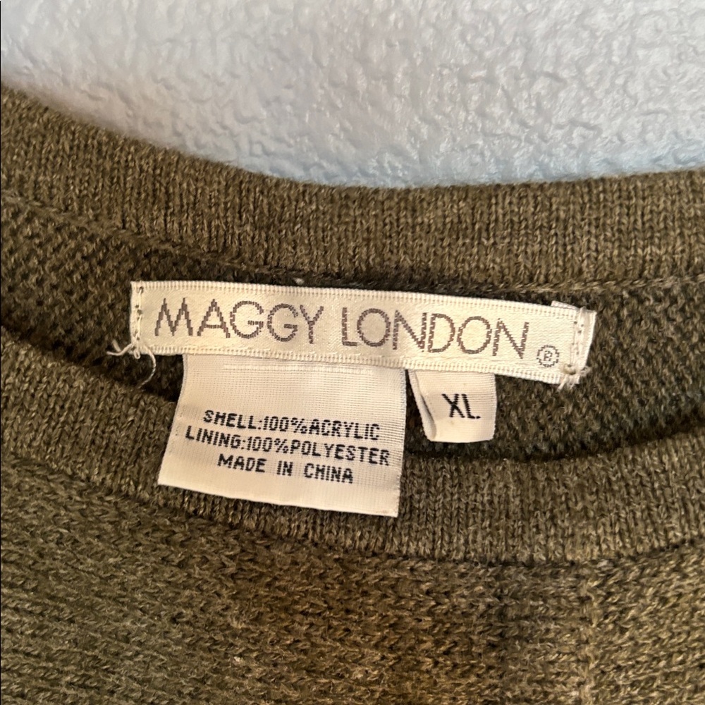 MAGGY LONDON cozy sweater dress. Olive green. Crochet sleeves and hem. Size xl - Picture 2 of 10